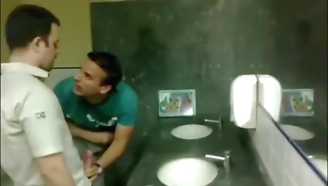 Mature woman love's cock for a new chick