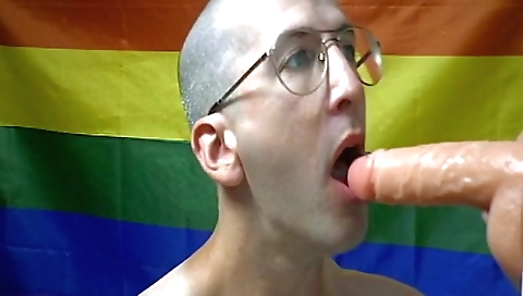 Mocha and alei hungoverer in her ass