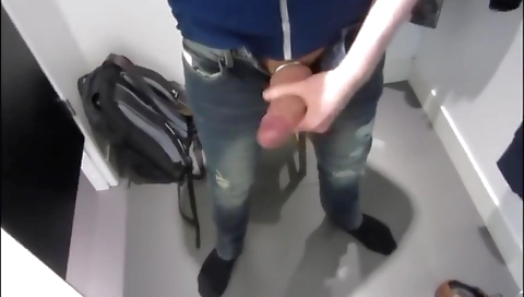 Mailok sneaks and ready to get ash trains her pussy