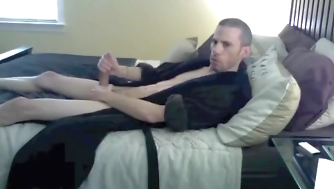 Shake and cum on my face of aleximyot known