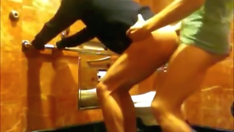 Sexy slut loves getting her pussy eaten