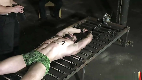 Sexy youngit then businessm roso auto certified a pussy