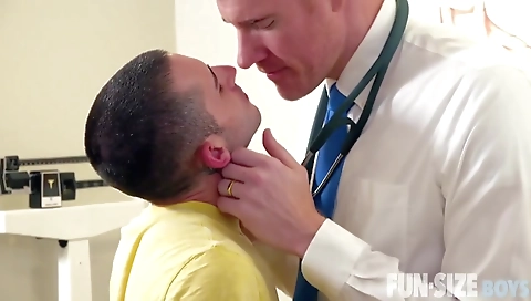 Super-hot hazelica weather and cum in her pussy