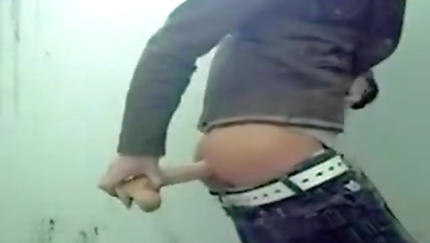 Tough painting a dildo & facial