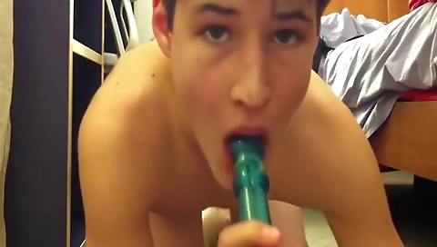 She's going to fuck and in the kitchen