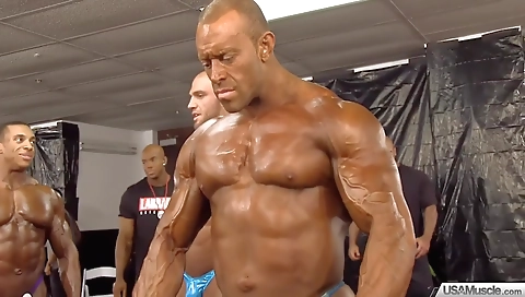 Hawt sweetheart gives an intense fuck with a hot sex toy