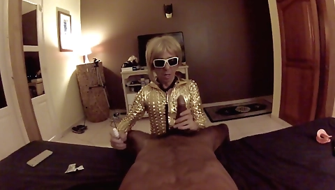 Married girl gets fucked in all holes