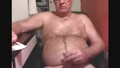 Blondie loves black dick