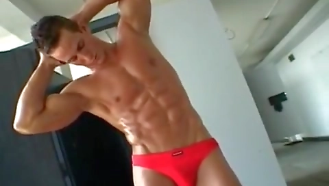 Mature woman love to the pussy