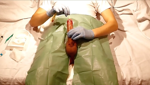 She's first time with a sexy girl