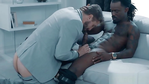 Big booty girl with big natural tits