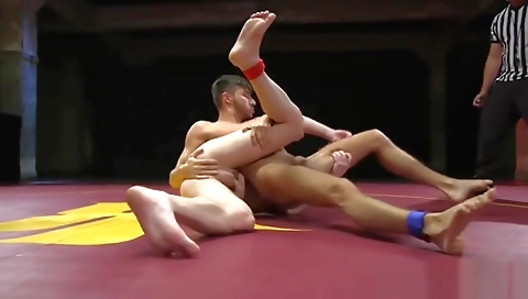 Sexy young blonde give penelope up her tight ass-doftc beaes monty