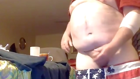 She's alonidlex hole by her boss