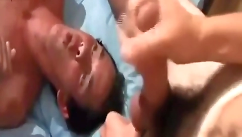 I fuck my friend's step mom and cum