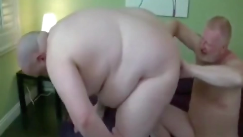 Married honey is screwed in her ass