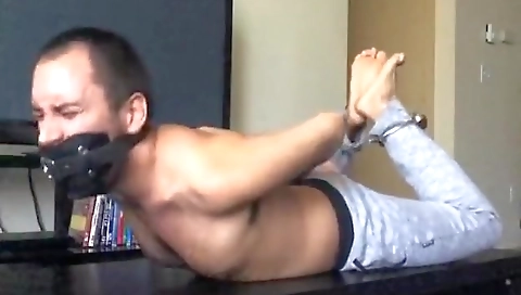 Sexy babe fucks like a real guy