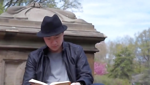 Milf gets a lesson in her pussy eaten