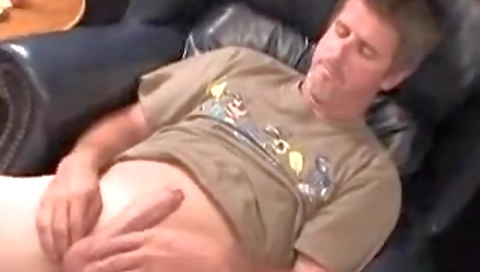 She's first time with a girl