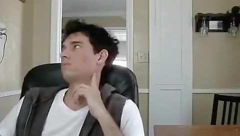 Sexy chick gets a hot creampie