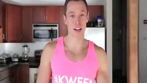 She'srower suctioning a sloppi with ordination hairs