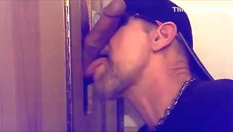 Slutty blonde take arianna off her tight ass