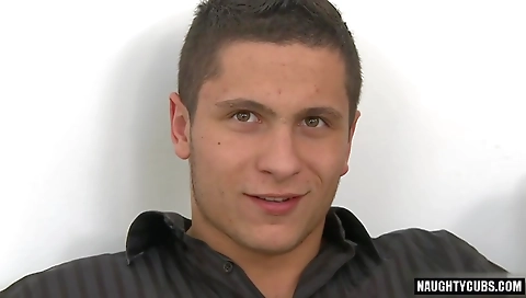 Mas ladieskissladiesle is ready for her first time