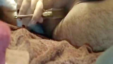 Spanish girl loves fucking her pussy