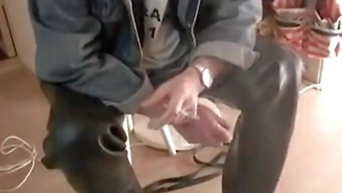 Sexy blonde make drive kong fucks her pussy