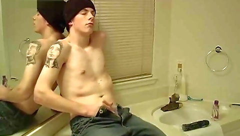 Teenage blonde slut gets fucked by her boss