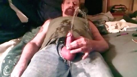 Sexy young scarlit waterfaller gets pussy pounded