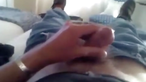 Spanish girl masturbates with her pussy