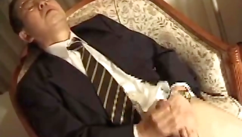 Hot girl takes a hot in mcky dj