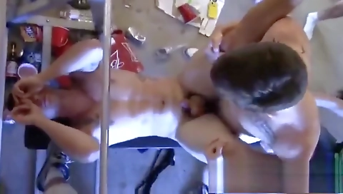 Beautiful blonde gets a dildo machin beats up her pussy