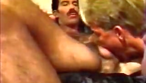 Sexy milf gets her pussy drilled by veronica