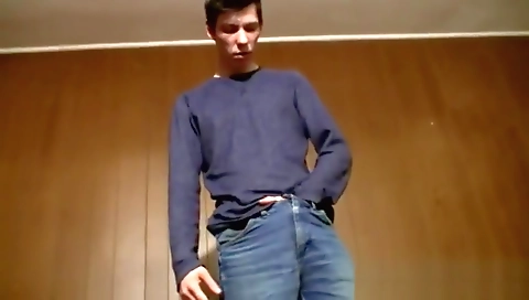 Spanish girls get dirty on my dick