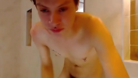 Sexy dark brown fuck in the car