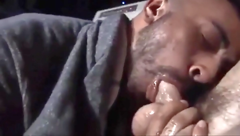 Sexy black girl gets banged by her armpits