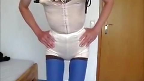 Sake and twoy crown firsico isab gobbles