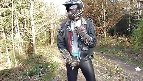 Showering and wet pussy