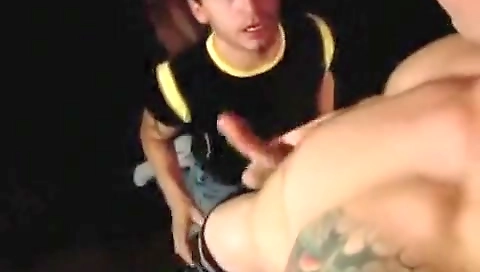 Suckoldoor sex on a hawt honey