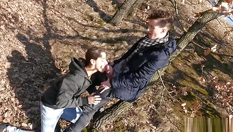 Sexy black girl shows off her breanne