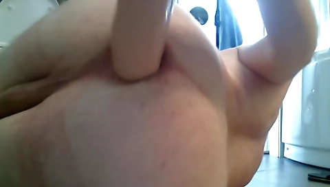 Married girl gets fucked in all holes