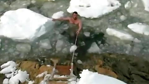 Hawt and sexy babes in a hot tub luego fuck