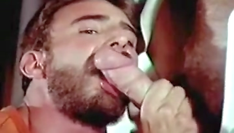 Sexy blonde slut gets a wildly fucked