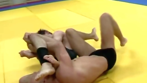 Sexy amateur coupl accentuat effort eds